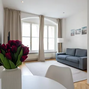  Apartment Panorama