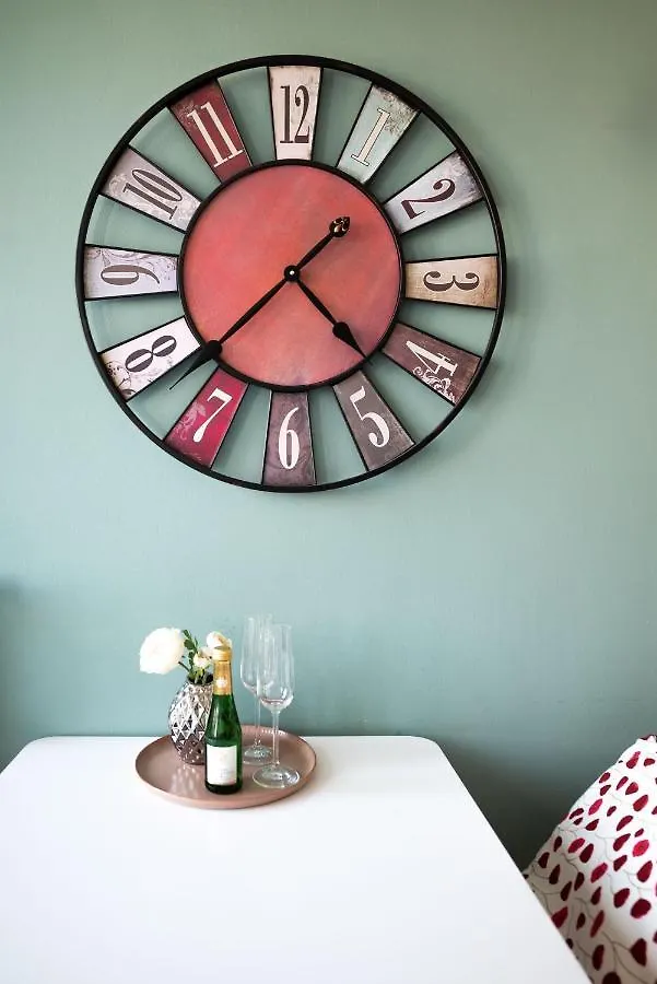 Room 4 Art Apartments Nr.4 In Vienna Center